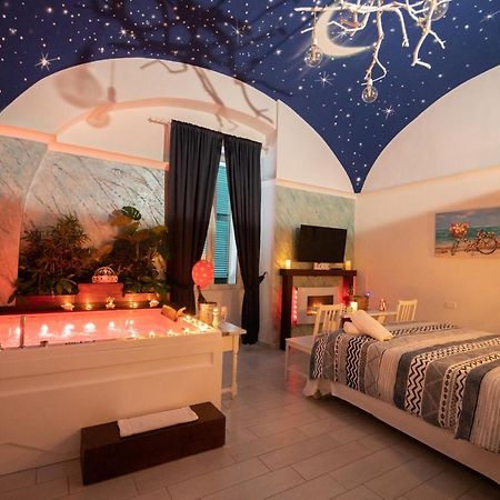 Stabiae Luxury Rooms Кастеламаре ди Стабия Екстериор снимка