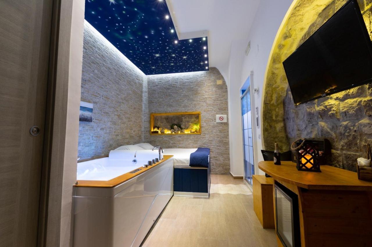 Stabiae Luxury Rooms Кастеламаре ди Стабия Екстериор снимка