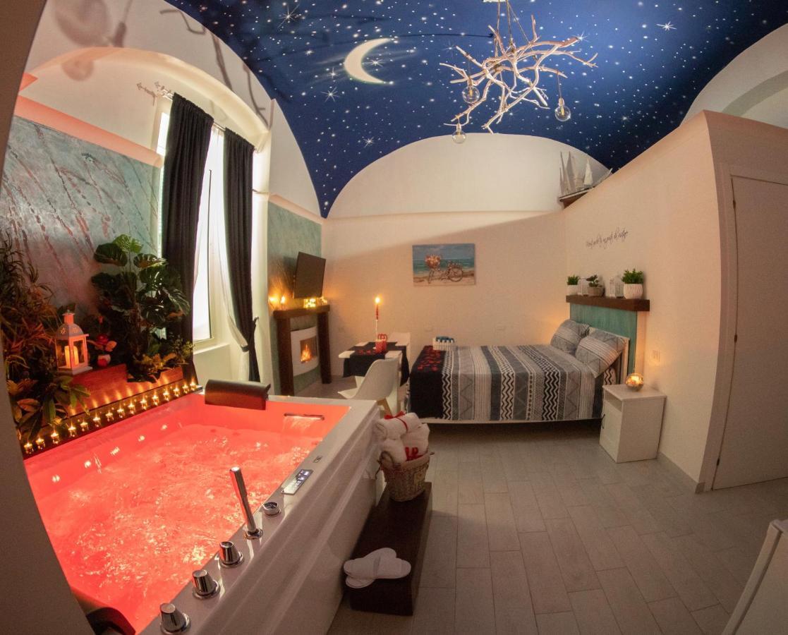 Stabiae Luxury Rooms Кастеламаре ди Стабия Екстериор снимка